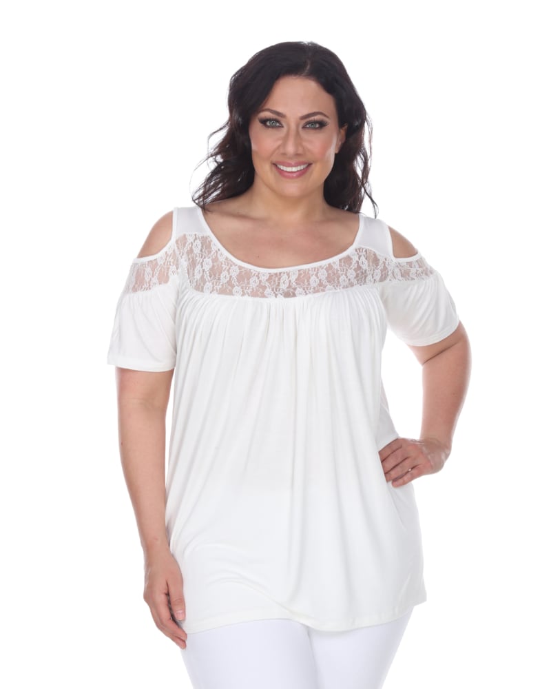 Front of a model wearing a size 3X Bexley Lace Tunic Top in White by White Mark. | dia_product_style_image_id:257429